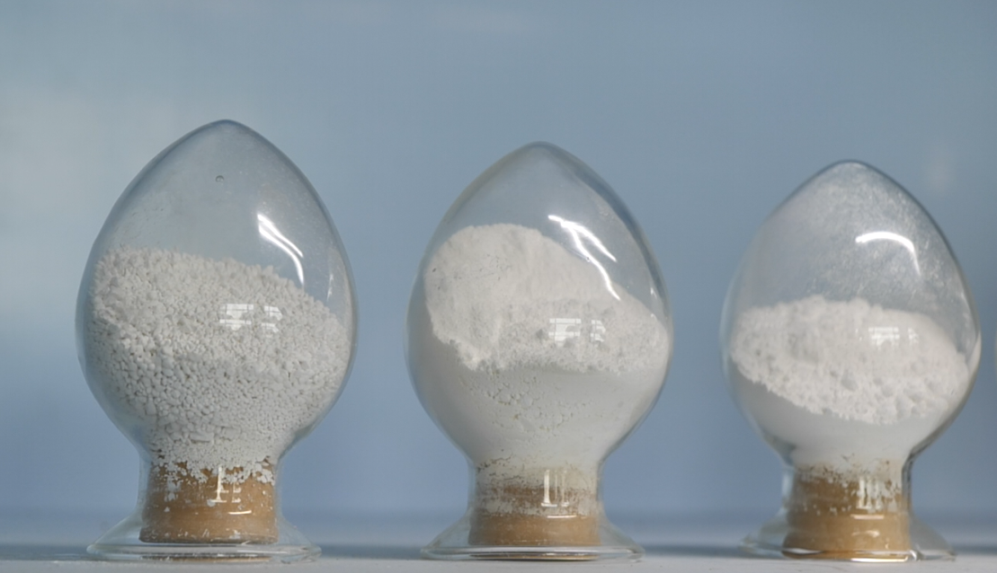 耐磨升級！間接法氧化鋅如何成為輪胎抗老化秘密武器-奧龍鋅業(yè)