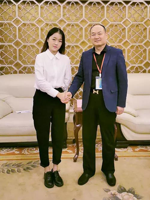 濰坊奧龍鋅業(yè)有限公司董事長王彥龍接受采訪